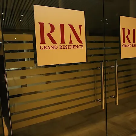 Pearl Rin Grand *